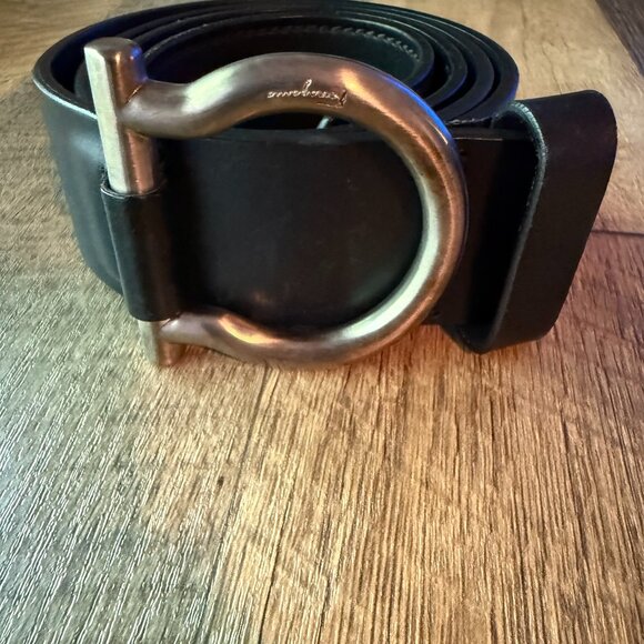 AMAZING LIMITED EDITION SALVATORE FERRAGAMO BLACK LEATHER GANCINI BELT SIZE 36